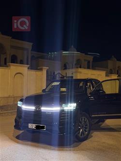 تۆیۆتا لاند کروزەر